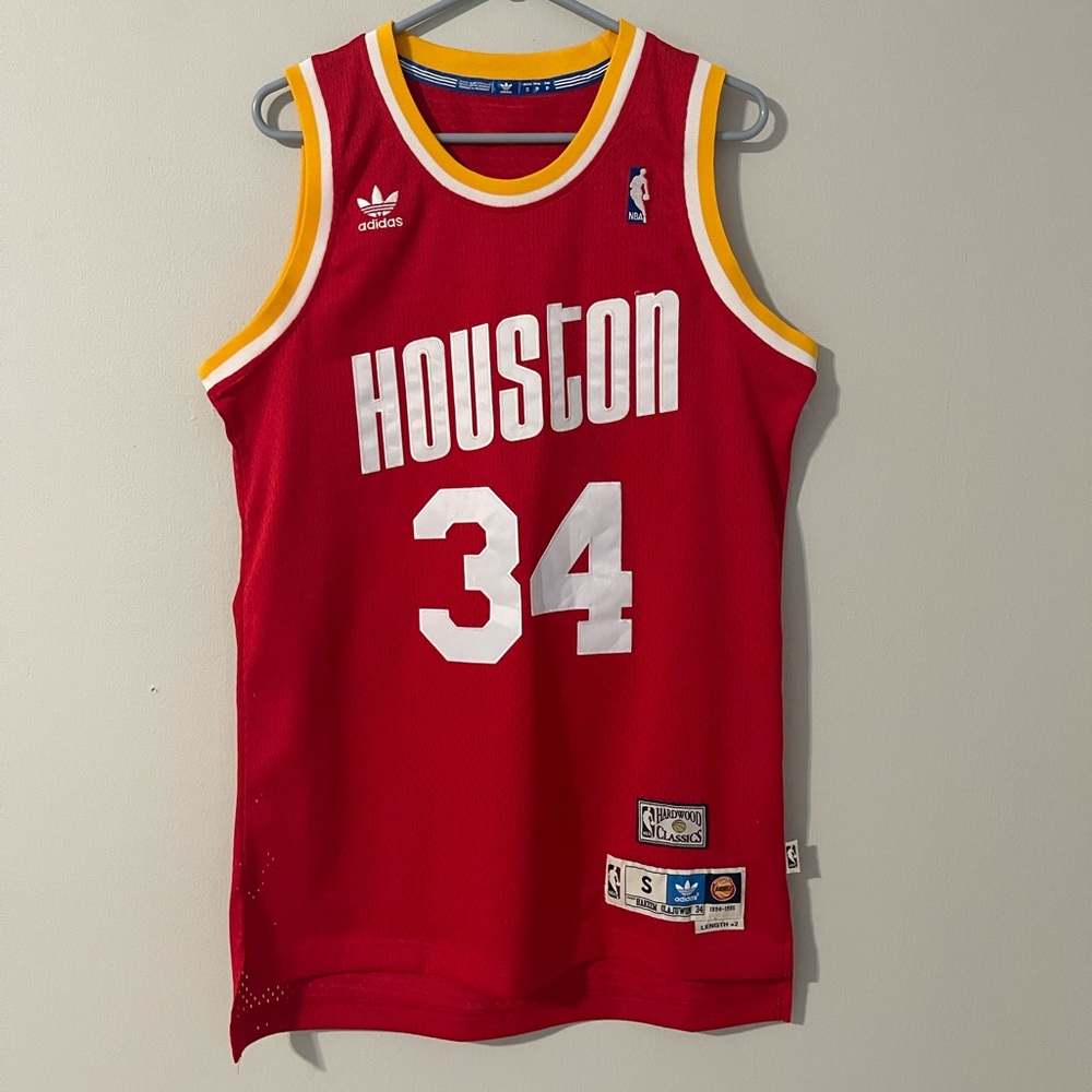 Adidas Olajuwon jersey